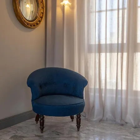 Stylish With Spectacular Views