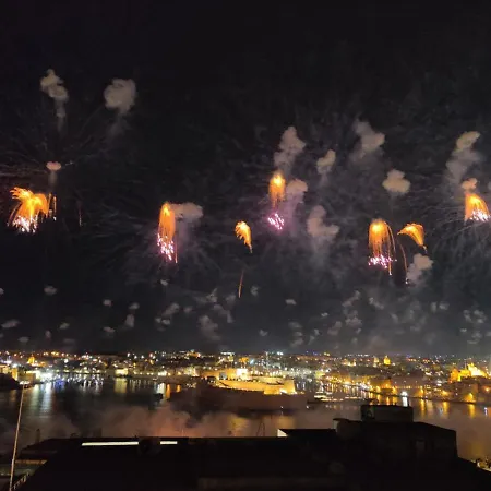 Stylish With Spectacular Views Apartamento